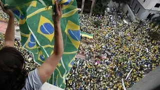 Brasil sale a la calle contra Dilma Rousseff