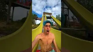 Me Cole en el Parque Acuático de NIÑOS PEQUEÑOS!💦