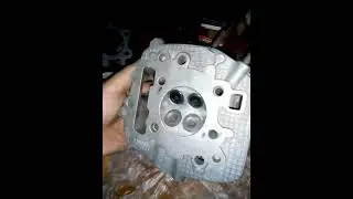 Bajaj Rouser 135 LS tapa de válvulas , cilindro y más