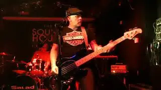 S*M*A*S*H - Real Surreal (live at the Soundhouse, Leicester)