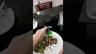 Eating at A Restaurant With NO Customers