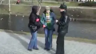 Riga памятник с собачкой знакомство 2008