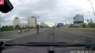 Bike vs Audi