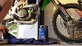 OIL CHANGE KAWASAKI KX250F 2009