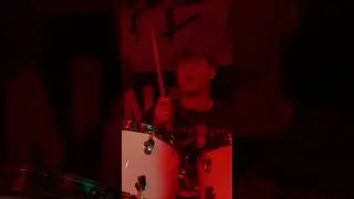 pov: you discover a new band that hasn't blow up yet 😎😎 #band #rock #metal #newmusic #pov #poprock