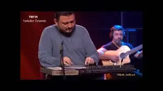 Turgut Özüfler