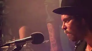 Gaz Coombes  with The Roxys - The Oaks - Paris 2023