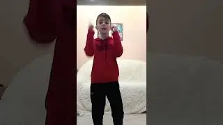 в стакане газировка #МатвейАнисимов аааааа у меня др!