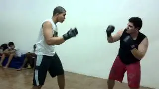 Muay Thai Escultura - Giovani vs Violi