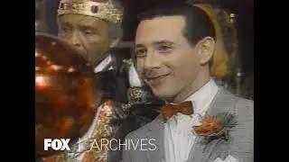 Fans support Pee Wee Herman  in 1991
