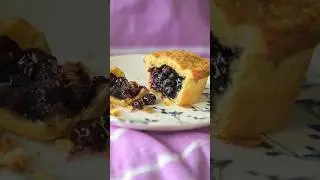 Делайте с любой ягодой! ЯГОДНЫЕ ЛУКОШКИ | песочные корзиночки с ягодой #рецепты
