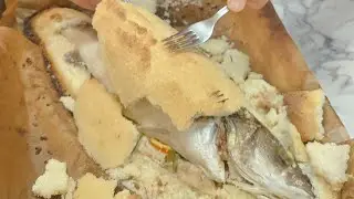 Sea bass with citrus-flavoured salt