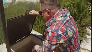 Makłowicz słyszy Kaczyńskiego w głębokiej studni