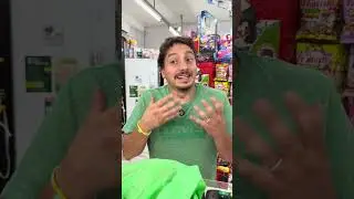 The shopkeeper lives in a world of his own 🫠 