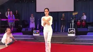Танец «Вдоль по Виа Долороса»