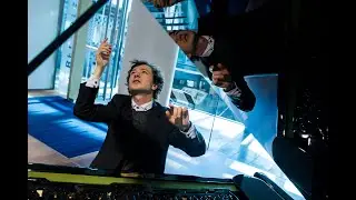 Karlheinz Stockhausen - Klavierstück XIII (pianist Mikhail Mordvinov)
