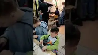 занятия в авиамодельном кружке от винта  1