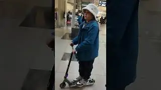 Как делать трюки на самокате Самые крутые и сложные трюки для новичков. Поехали с нами #shorts