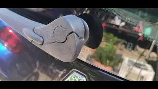 Cum se schimba bratul stergatorului din spate la Renault Modus