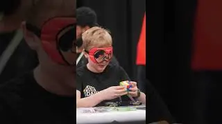 Fastest blindfolded Rubik's cube solve 