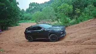 Chevrolet vs Exeed SUVs: Climbing Challenge
