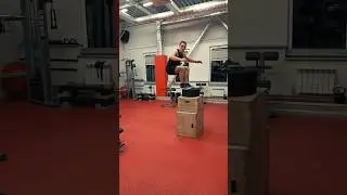 Чтобы прыгать высоко, не нужен мне батут               #sports #jumpe #calisthenics #gym