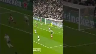 "OH MY WORD!" 😲Only the post denies Thomas Partey a wonder goal! ⁦‪#PL‬⁩ ⁦‪#ARSTOT‬⁩ ⁦‪#arsenal‬⁩