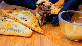 COOKING & EATING/ ASMR CHEESEBURGER HANDPIES/4K