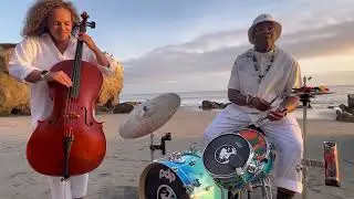 Daru Jones B E A C H • H O PClassic Hip-Hop Beat in Malibu 🏝️🌊 w/ @giocellomusic 🎻