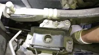 Замена ремня навесных агрегатов Митсубиши Аутлендер 3. Mitsubishi Alternator Belt Replacement