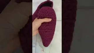 Домашняя обувь крючком. Ссылка на описание под видео