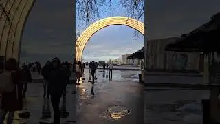 Різдво 2023, прогулянка по Києву.  Головна ялинка, Хрещатик, скляний міст