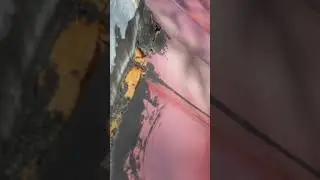 Течёт обход дымохода на крыше