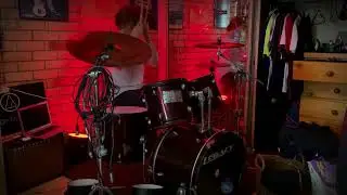 Motley Crue - Kick start my heart (Drum Cover)