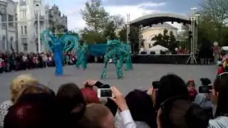 Евпатория.1 Мая.Театр на ходулях ч.2