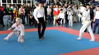 Калюжин Максим 1 бой Кубок Востока 28.04.2019