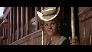 Batıda Kan Var (Once Upon a Time in the West) -1968: Sahne geçişi ve kamera açısı.