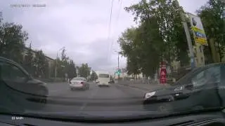 жёлтый квадрат