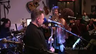 Dirty Soul - Julia