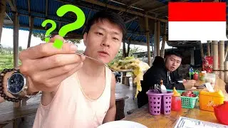 Korean Trying Indonesian Food | Travel to East Bali (Sidemen) | Bakso Babi, Capcay, Soursop