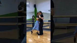 Ритмичный заход в кольгаду под скрип. Аргентинское танго. #bogdantango #tango #богдантанго #танго