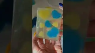 Прозоре мило з 💙💛 