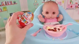 Куклы Пупсики Иришка кушает йогурт Растишка и открывает киндер сюрприз/ Играем КАК МАМА/Зырики ТВ