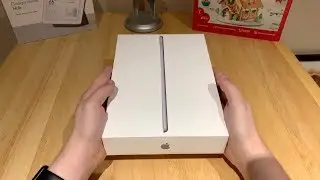 iPad 9.7 (6th Generation) Unboxing