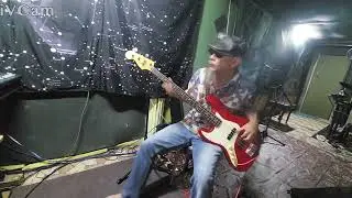 suci dalam debu bass cover