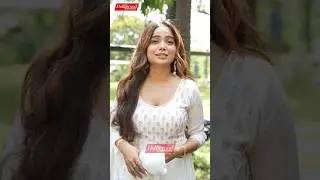 #ManishaRani’s advice to all the girl on the set of #BaarishKeAaneSe is something to note 😜🤭