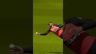 INCREDIBLE CATCH by Aaron Finch Big Bash Sydney Sixers vs Melbourne Renegades Cricket 24 #bbl #t20
