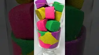 Very Satisfying and Relaxing Kinetic Sand ASMR, drop and squish