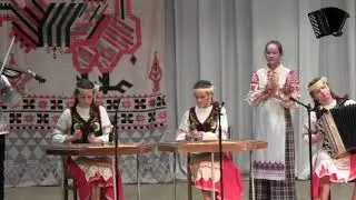 Выступленне ансамбля Журавінка Шаркаўшчынскай ДШМ на фестывалі ў Расонах