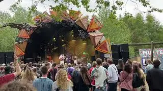 Wildenburg 2024 | dagje genieten van muziek, mensen en baggeren.